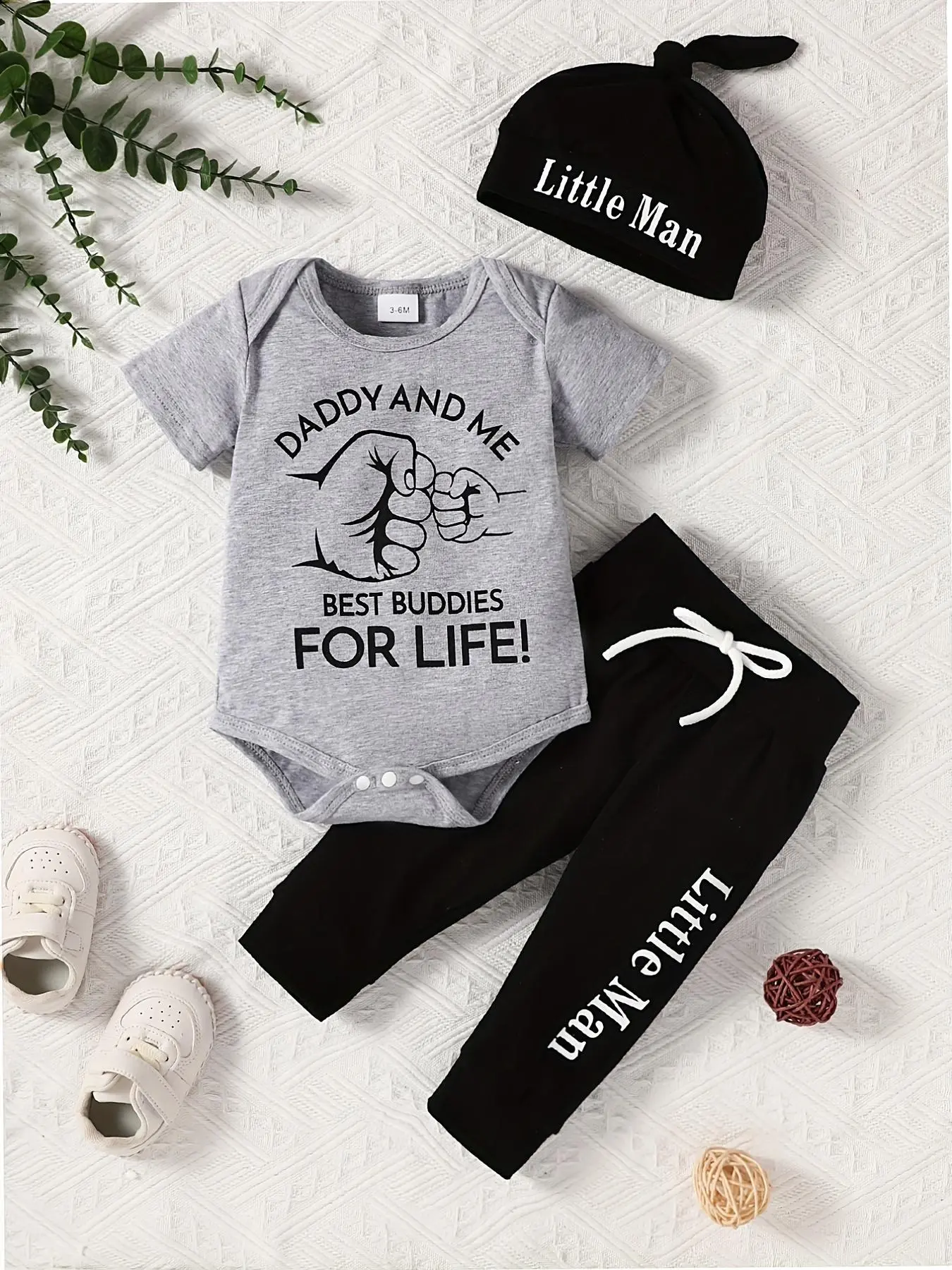 Baby Boy Fist Print Short Sleeve Romper and Long Pants Set with Hat, Cute Infant Summer Outfit for Playtime and Comfort, Baby Clothing