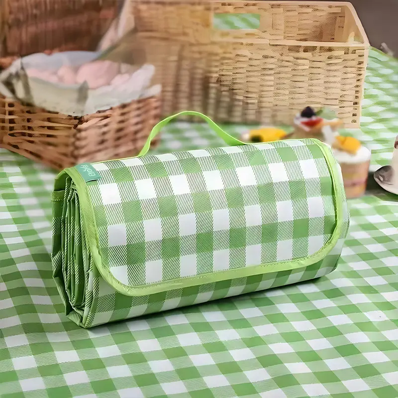 Unisex Waterproof Reversible Plastic Outdoor Picnic Mat - Lightweight, Sandproof Rug for Camping, Patios (1 Count)