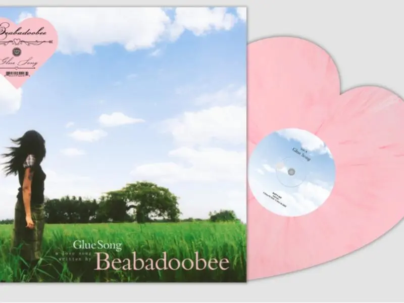 Beabadoobee ft. Clairo Glue Song Pink Heart Shaped Numbered Vinyl