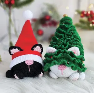 Christmas Cats Crochet Kit