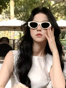 2026 New Cat Eye White Sunglasses Women's Trendy Square Round Face Covering Cheekbones Showing Face Small Summer Sunglasses