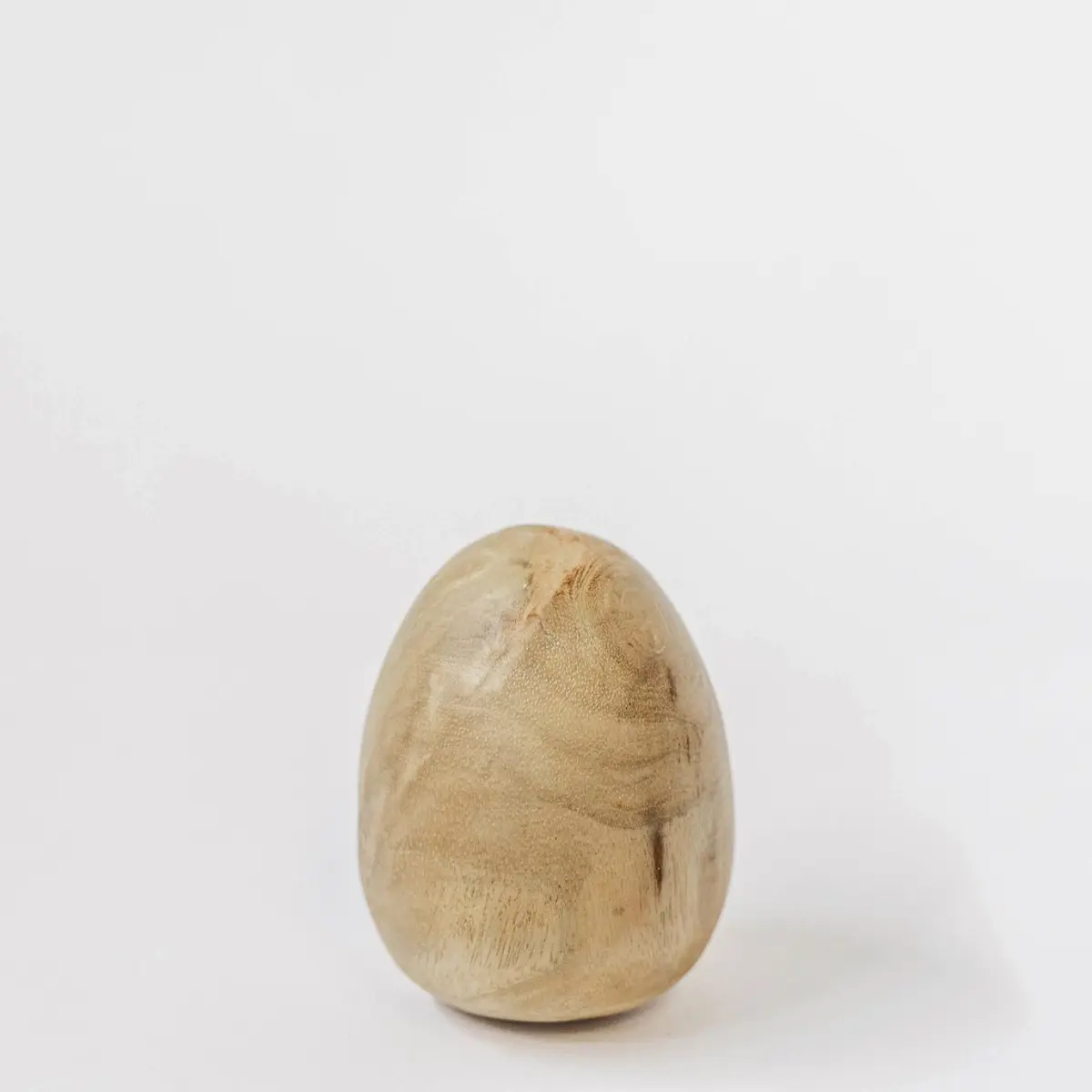 MDR Trading Inc. FP-IMW-010Q01 Natural Color Wooden Egg Shaped Paperweight