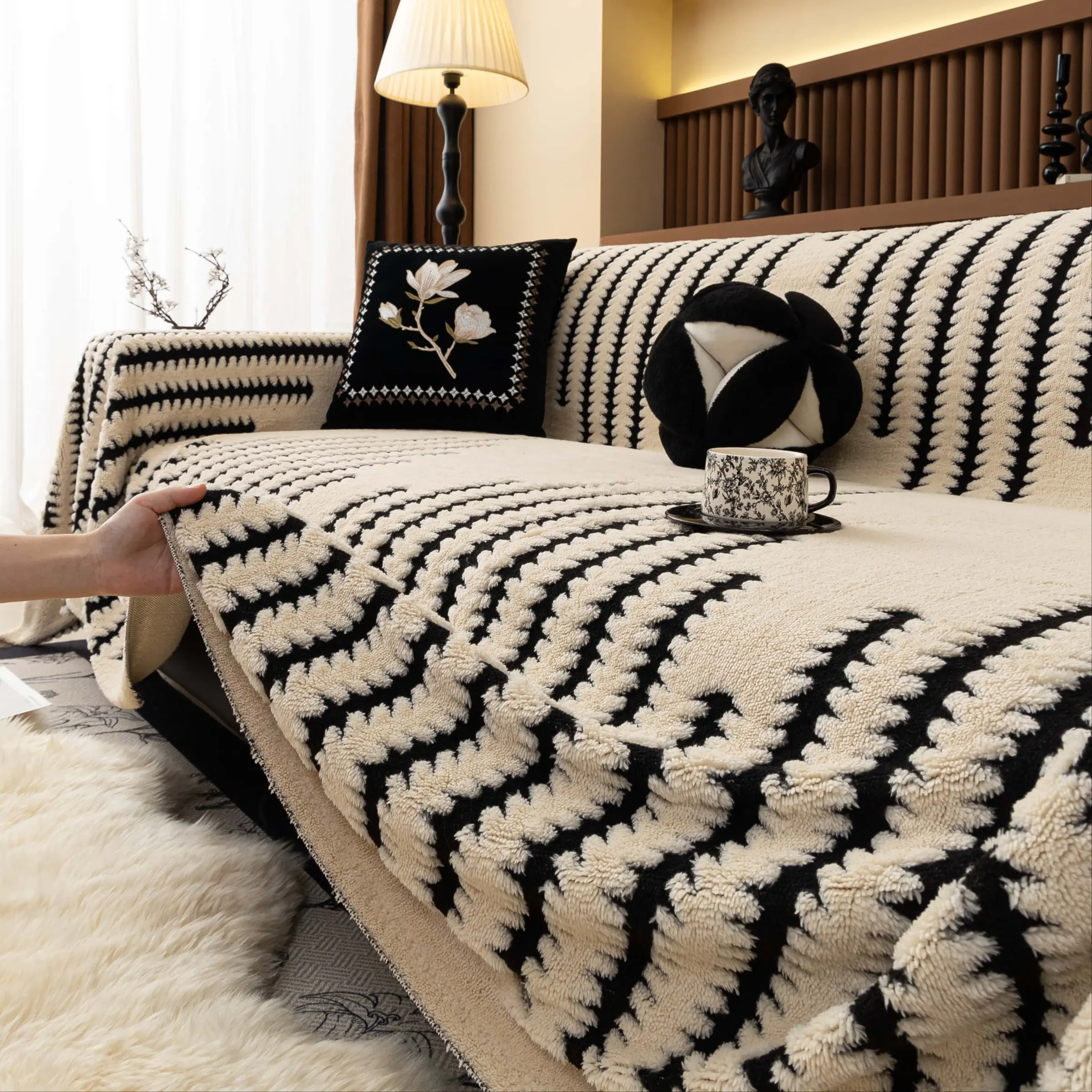 1Pc Tufted Chenille Sofa Throw Blanket, Thick Soft Couch Cover for Sofa Shawl, Boho Geometric Stripe, Pet-Friendly Non-Slip Furniture Protector, Sofa Covers Washable, fits 1–4 Seater Armchair/Loveseat, Striped Sofa Cover