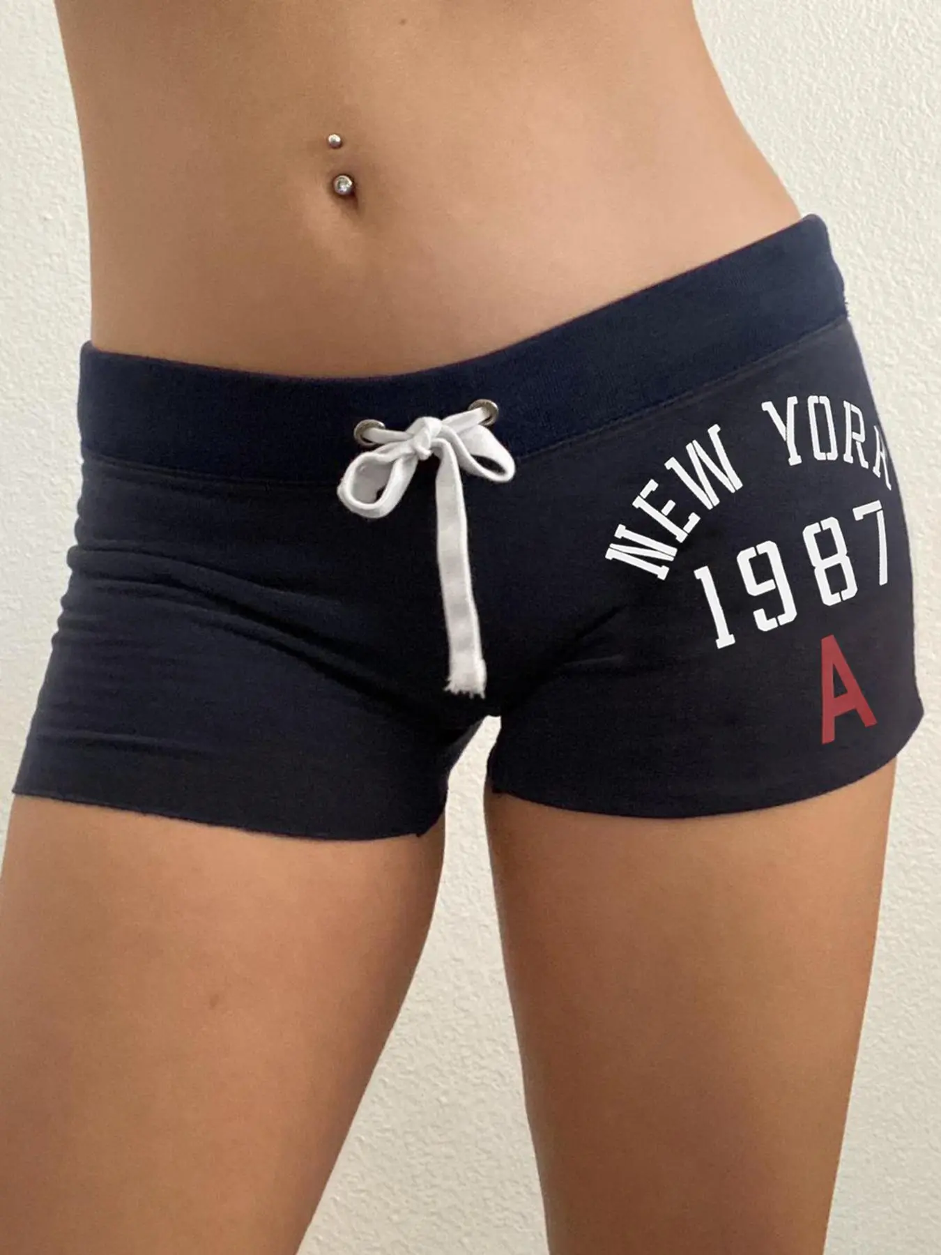 Women's Letter Print Casual Drawstring Shorts, Comfy Breathable Shorts for Daily Wear, Ladies Summer Bottoms, Womenswear, Fashionable Fitted Shorts, Athleisure Shorts, Casual Stretch Shorts