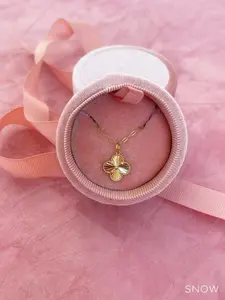 Clover Pendant