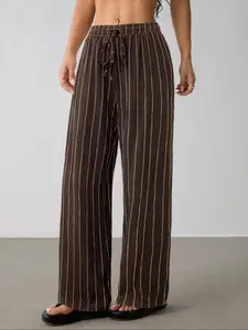 Plus Size Women's Striped Printed Straight Leg Casual Work Pants, Casual Everyday All Seasons Fitted Trousers for Comfortable Style, Moderate Thickness Woven Fabric, Casual Chic Trousers