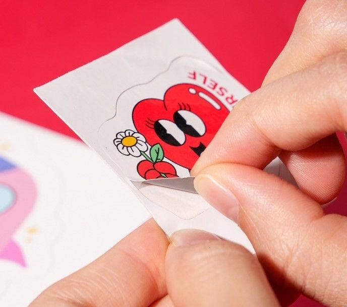 Custom Photo Vinyl Stickers: Personalized Waterproof Decals