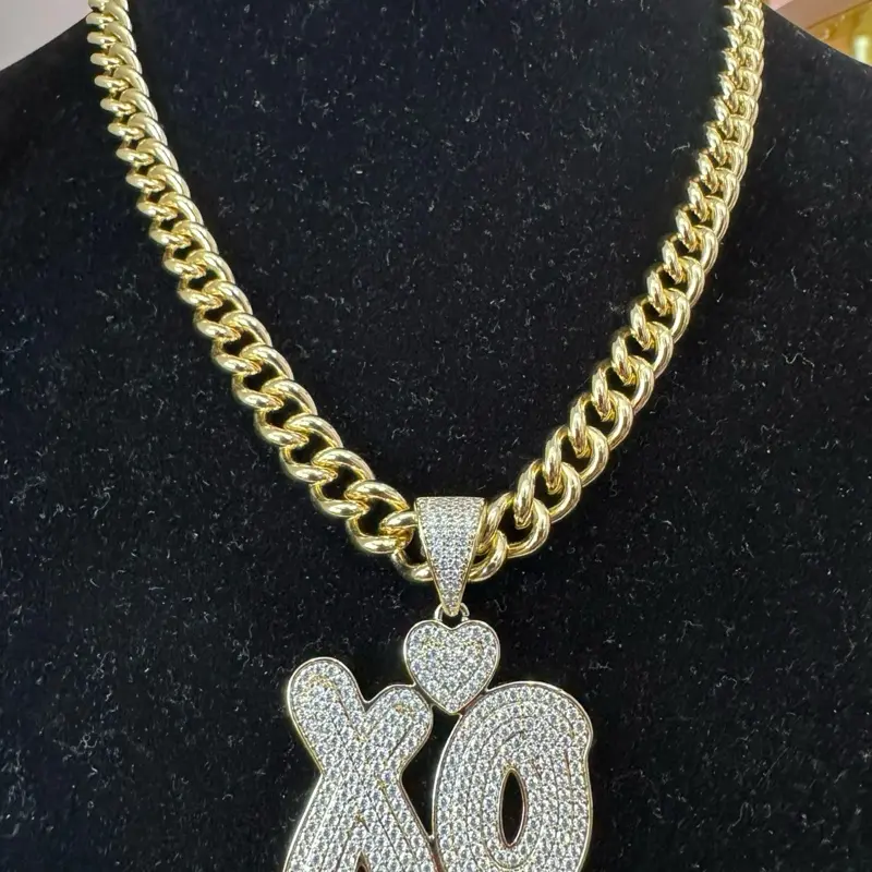 Unique XO Love Pendant Necklace Chain - Female Unisex, Chunky Large 24-Inch Round Links, Daily Wear Chain & Link Costume Jewelry