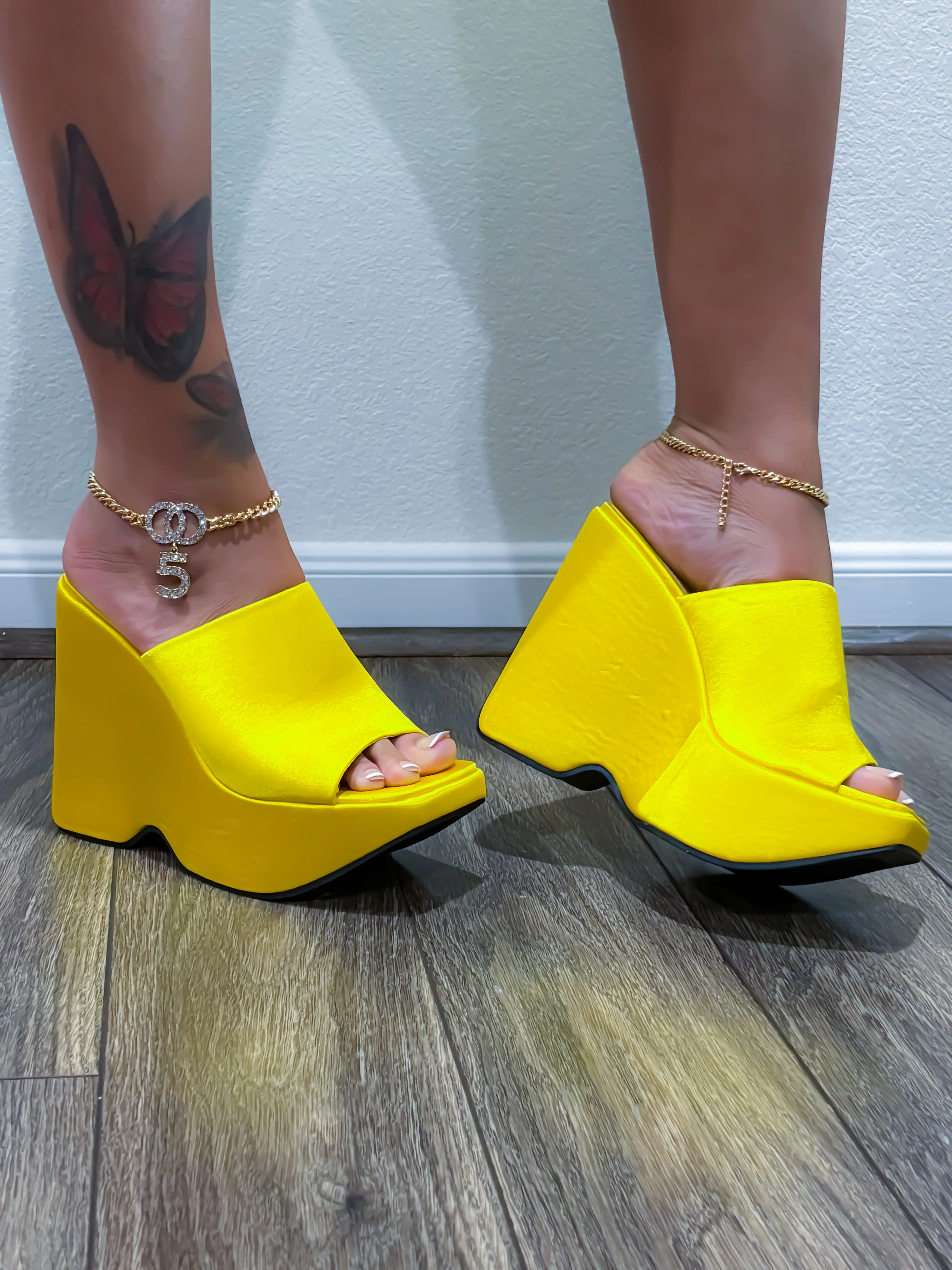 Yellow heels chunky - TikTok Shop