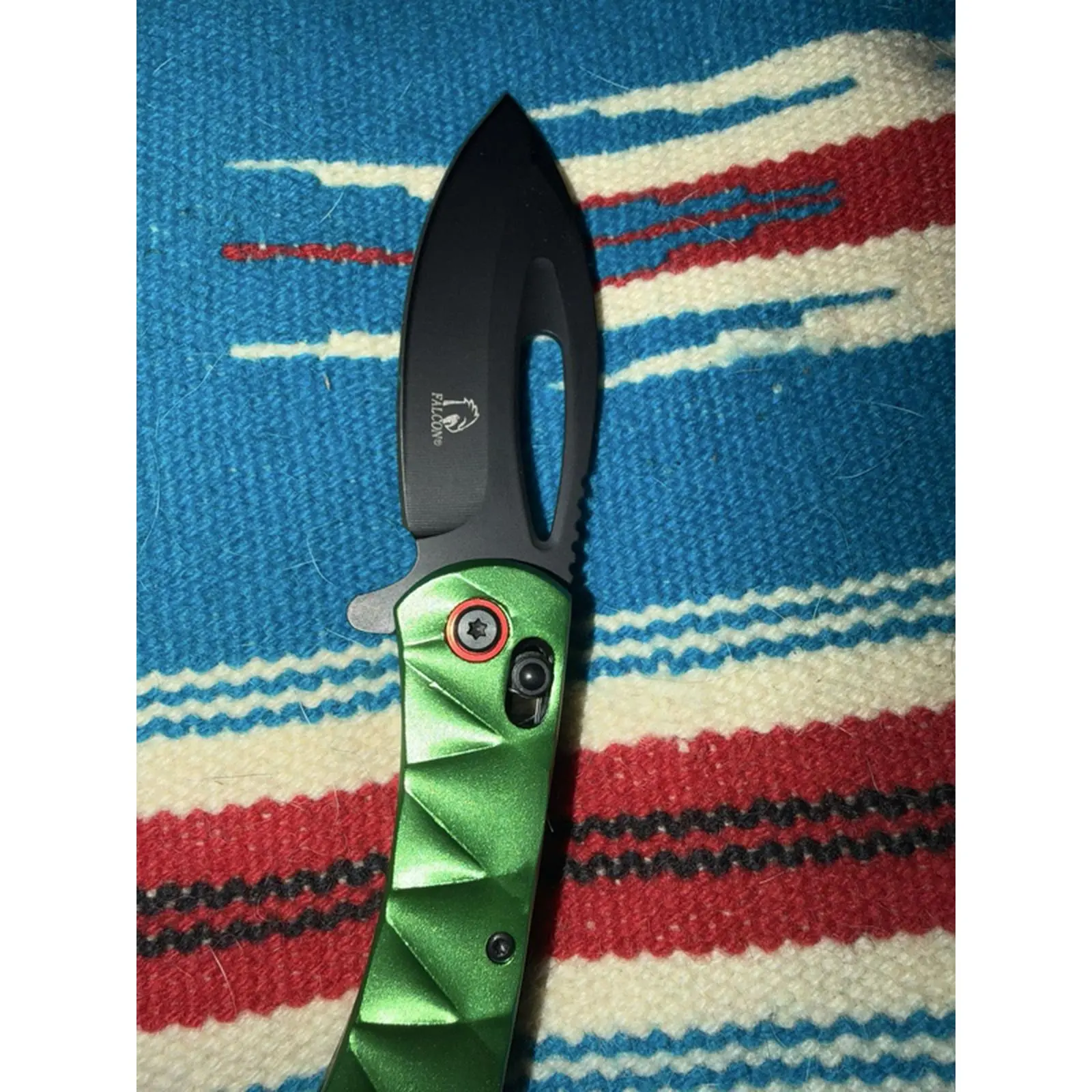 Falcon pocket knife