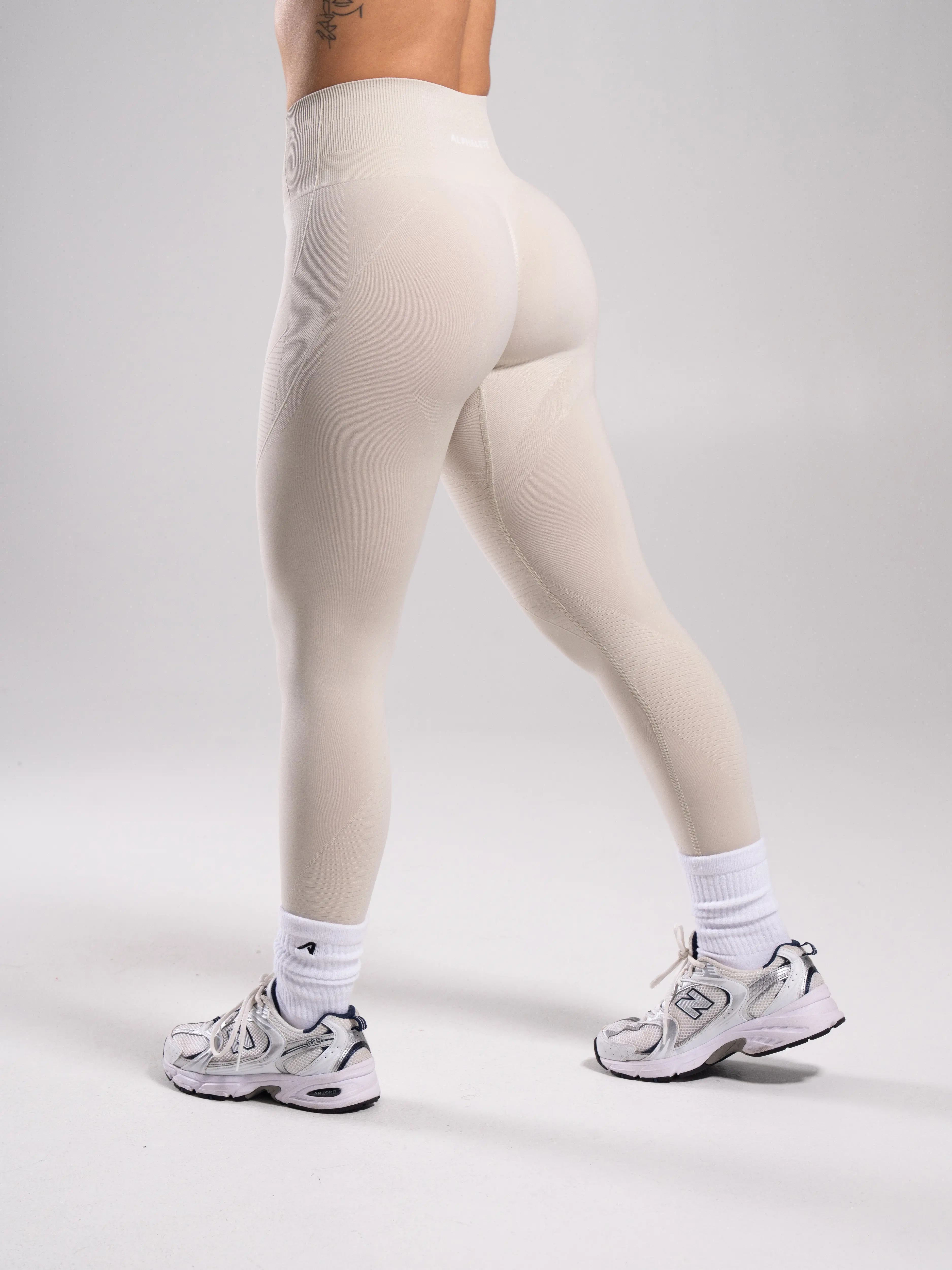 Revive High Rise Legging - Wheat