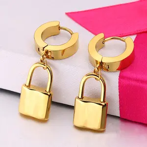 Women's Lock and Key Statement Earring Cuffs - Glossy Artificial Gemstone Pendant, Versatile Earrings, Fashionable Jewelry Gift Accessory
