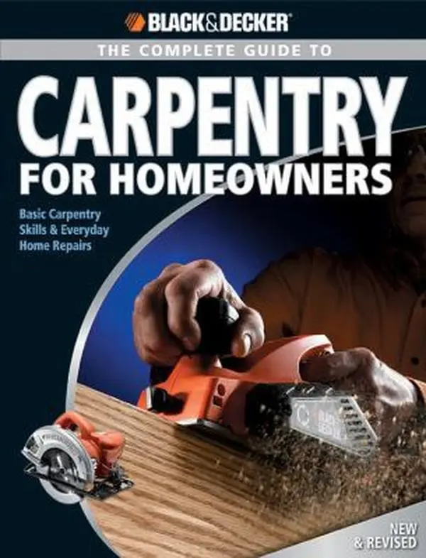 USED Book - Complete Guide to Carpentry for Homeowners: Basic Carpentry Skills & Everyday Home Repairs by Chris Marshall (Paperback) - english