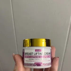 Christmas, Thanksgiving, Breast Lifting Cream, Firming, Multiple Effective Ingredients, Firm The Skin, Long-Lasting Moisture, Making The Chest Look Firmer, Quickly Absorbed, Not Greasy, Autumn and Winter Skin Care-50g