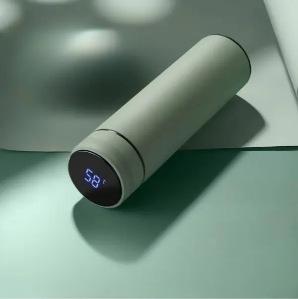 HydroSense - A water bottle that can easily tell you the temperature of your drink inside