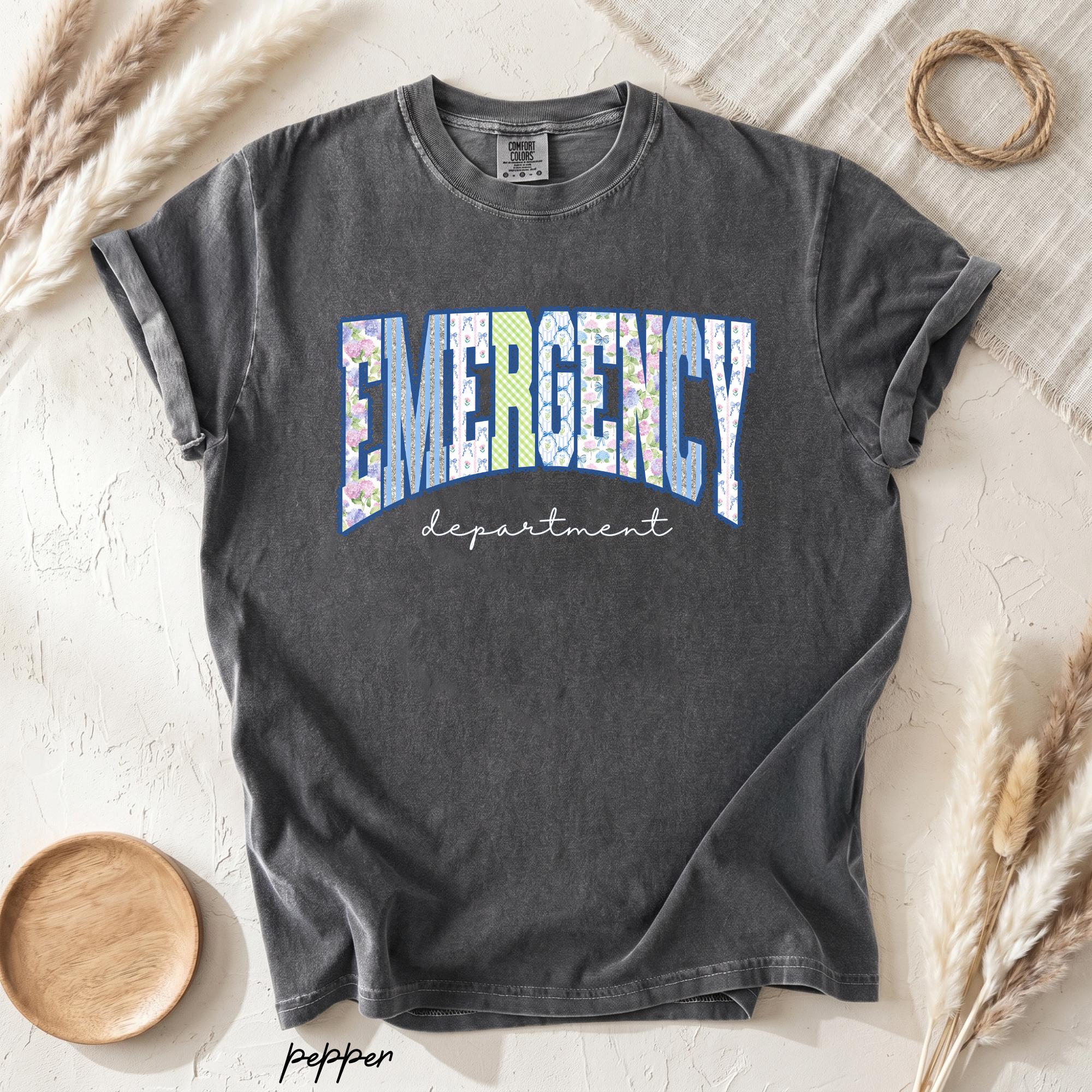 Comfort Colors ER Nurse T-Shirt, Emergency Department ED Nurse Shirt, Preppy Coquette Nurse Life Tee, Nurse Graduation Gift