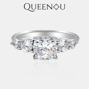 【900】Valentine's Flash Radiant 2CT Synthetic Moissanite Ring