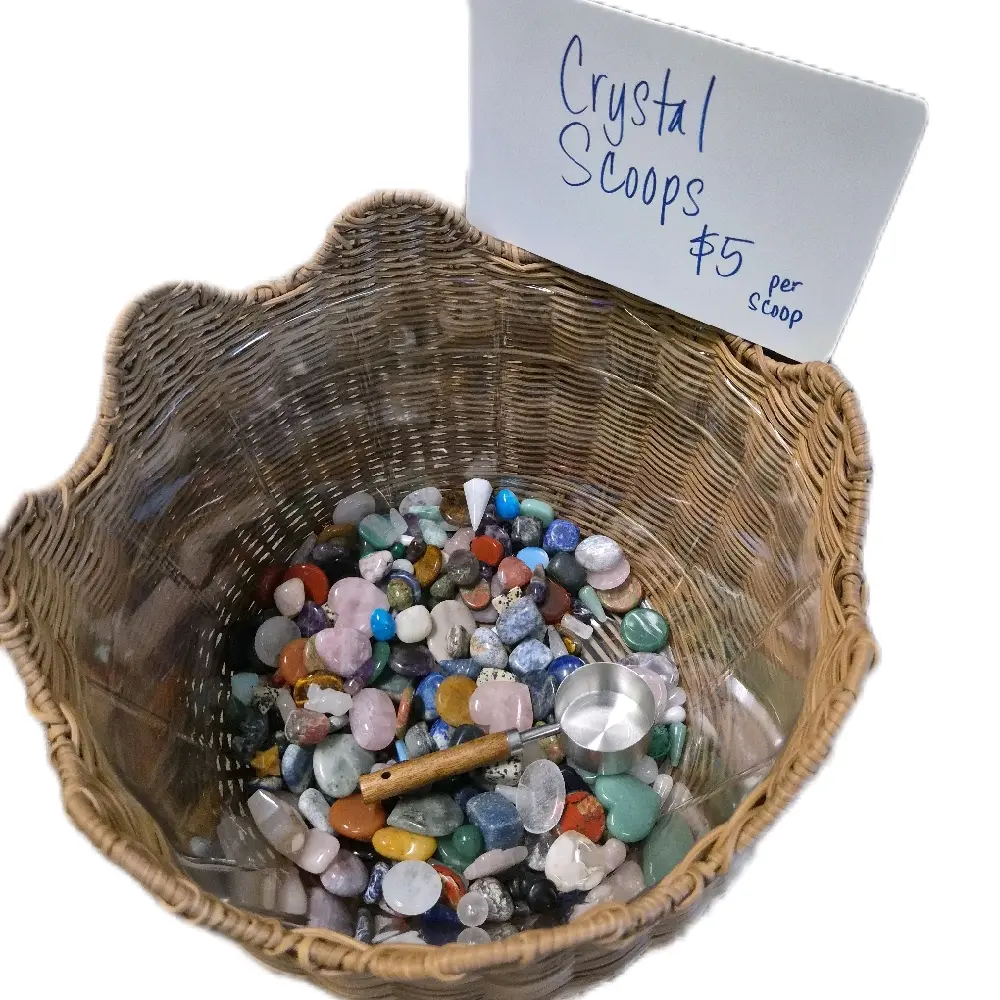 Random Crystal Scoop