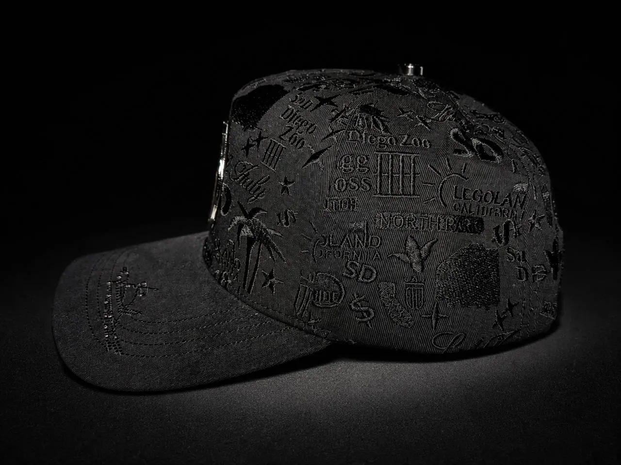 San diego total black.