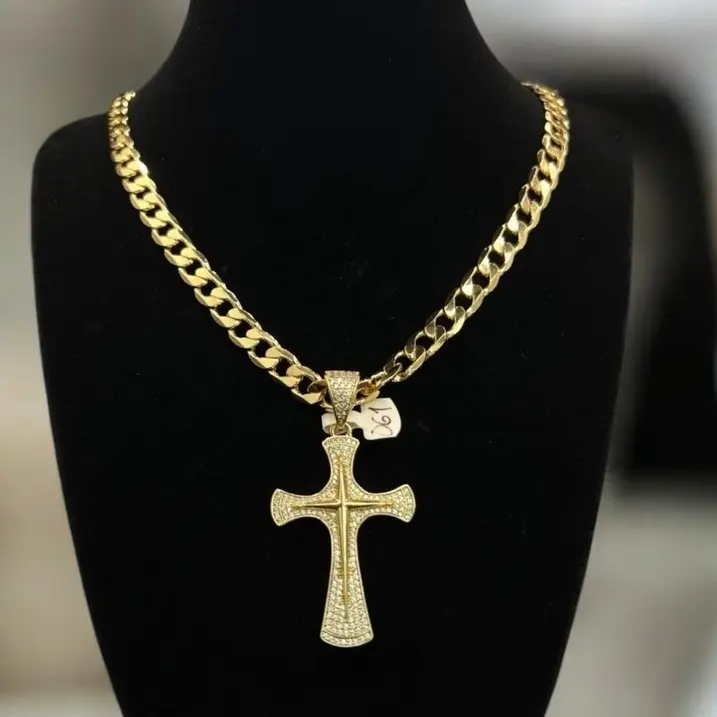 Cadena con dije Cruz unisex gold plated