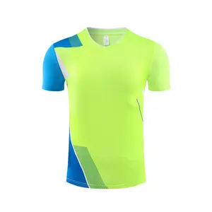 A stretchy, breathable and comfortable short-sleeved shirt suitable for outdoor activities