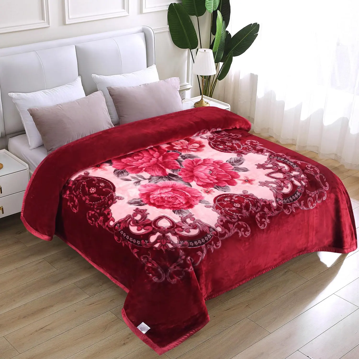 Soft Blanket Korean  Blanket, 5.7 LB Fleece Blanket  83'' x 91''- 2 Ply Reversible 520GSM Silky Soft Plush Warm Flannel Blanket for Autumn Winter, Rose/Burgundy