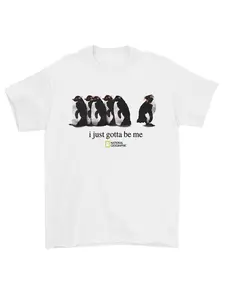 Penguin Graphic T-Shirt Round Neck for Daily Wear, Fun and Active Design, Perfect Gift for Penguin Lovers, Unisex Casual Streetwear Fitted Tee