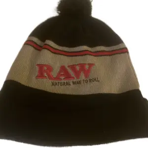 RAW beanie