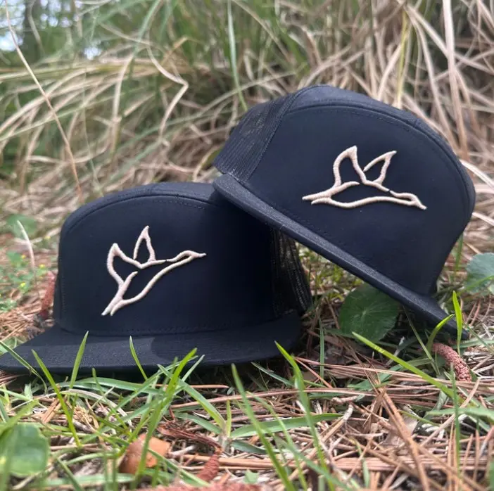 Khaki Duck Icon Black 7 Panel Hat | Combat Waterfowl