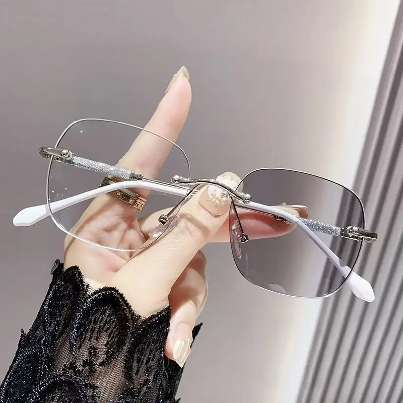 Oversized Frameless Sunglasses with Starry Sky Design, Photochromic Anti-Blue Light Lenses for Flat Faces, Flat Face, Bleached Glass, Without Frames