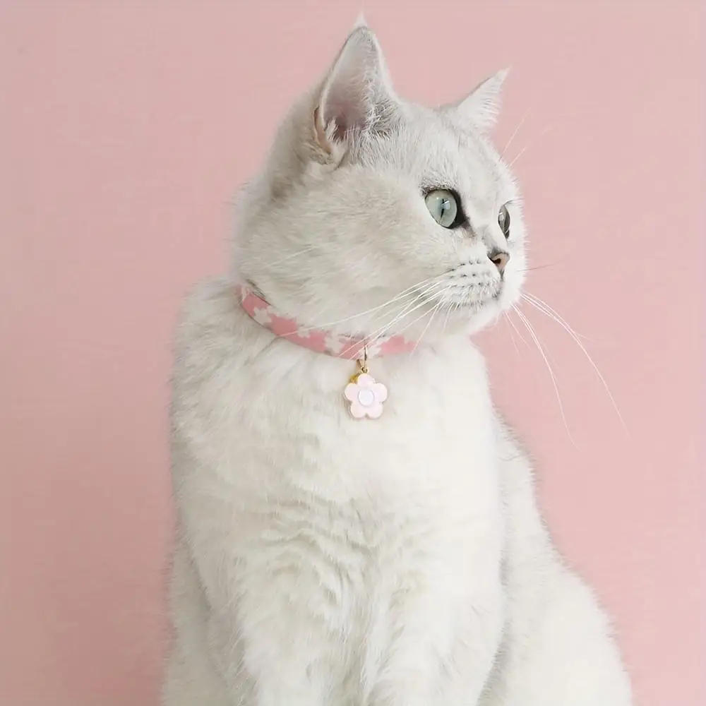 Cute Cat Collar with Small Flower & Bell Pendant, Adjustable Pet Collar with Safety Buckle, Ringing Pet Collars for Small Pets, Decorative Cat Necklac