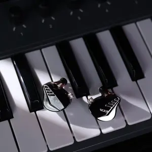 CCA PIANIST High-Resolution HiFi In-Ear Headphones, Silver Color Cable, Noise-Canceling Gaming Earbuds with Mic, Universal for Phone/laptop/gaming