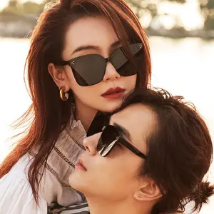 New sunglasses female Internet celebrities with the same live broadcast popular sunglasses men's fashion sunscreen UV protection sunglasses