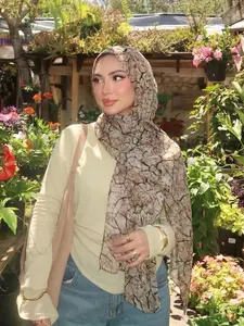 Fashionable Long Printed Scarf for Women, Breathable Outdoor Shawl for Spring Summer, Daily Wear Accessory, Birthday Gift