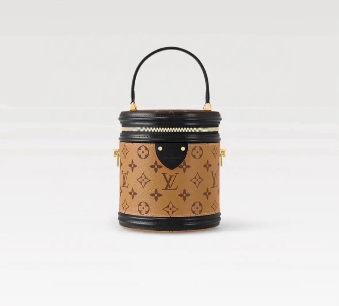 Pre-owned Louis Vuitton Monogram Cannes Compact Bucket Shape Handbag with Zip Closure (Fortune Bucket), 2604282