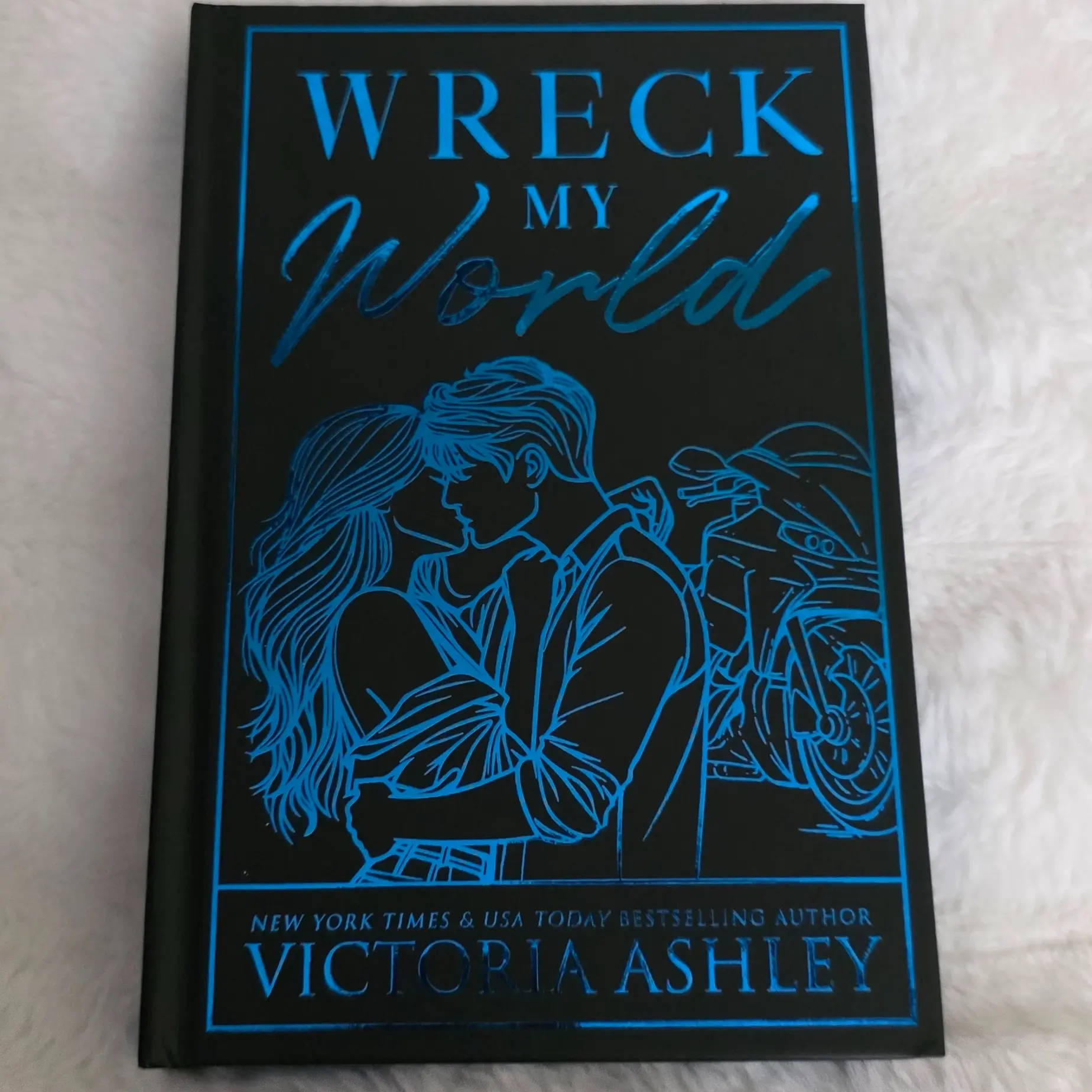 Wreck My World Special Edition with blue foil and printed edges