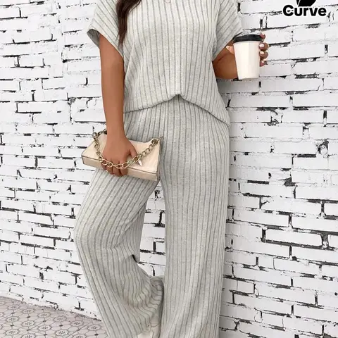 【Plus Size】 2 Counts Women's Textured Batwing Sleeve Tee & Elastic Waist Pants Set, Casual Short Sleeve T-shirt & Straight Leg Trousers, Back to School Outfits, Summer Outfits 2024
