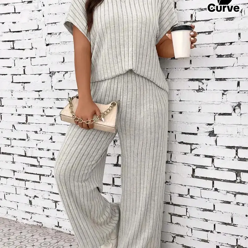 【Plus Size】 2 Counts Women's Textured Batwing Sleeve Tee & Elastic Waist Pants Set, Casual Short Sleeve T-shirt & Straight Leg Trousers, Back to School Outfits, Summer Outfits 2024