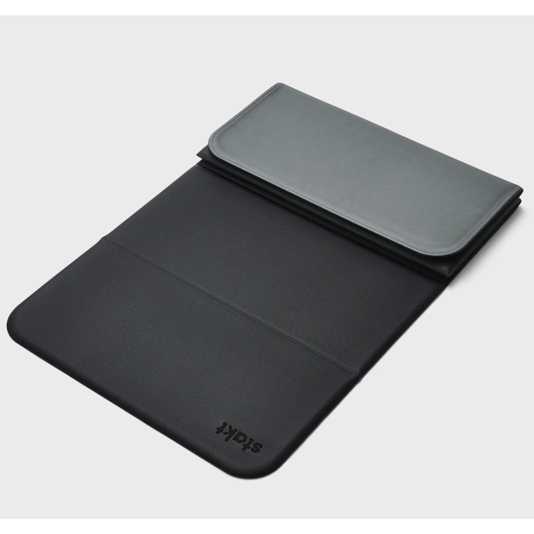 The Stakt Mat Pro - Black Mat with Compact Design and Durable Material Strength Intense Workouts
