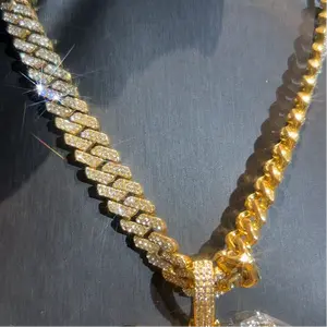 [Quick sale] Non-natural Crystal Necklaces & Pendants