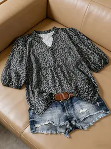 Vintage Floral Blouse, V Neck Bubble Sleeve Top, Waist Cinched Pleated Hem, Loose Fit Comfortable Breathable Casual Plus Size Women's Clothing