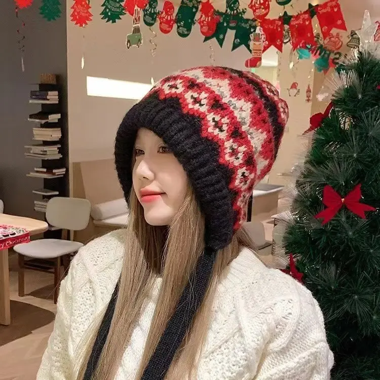 Women's Slouchy Floral Beanie, Korean Style Retro Fuzzy Knit, Thick Warm and Windproof for Winter, Elasticity, Fashion, Slouchy Beanie, Korean Retro, Windproof Cap
