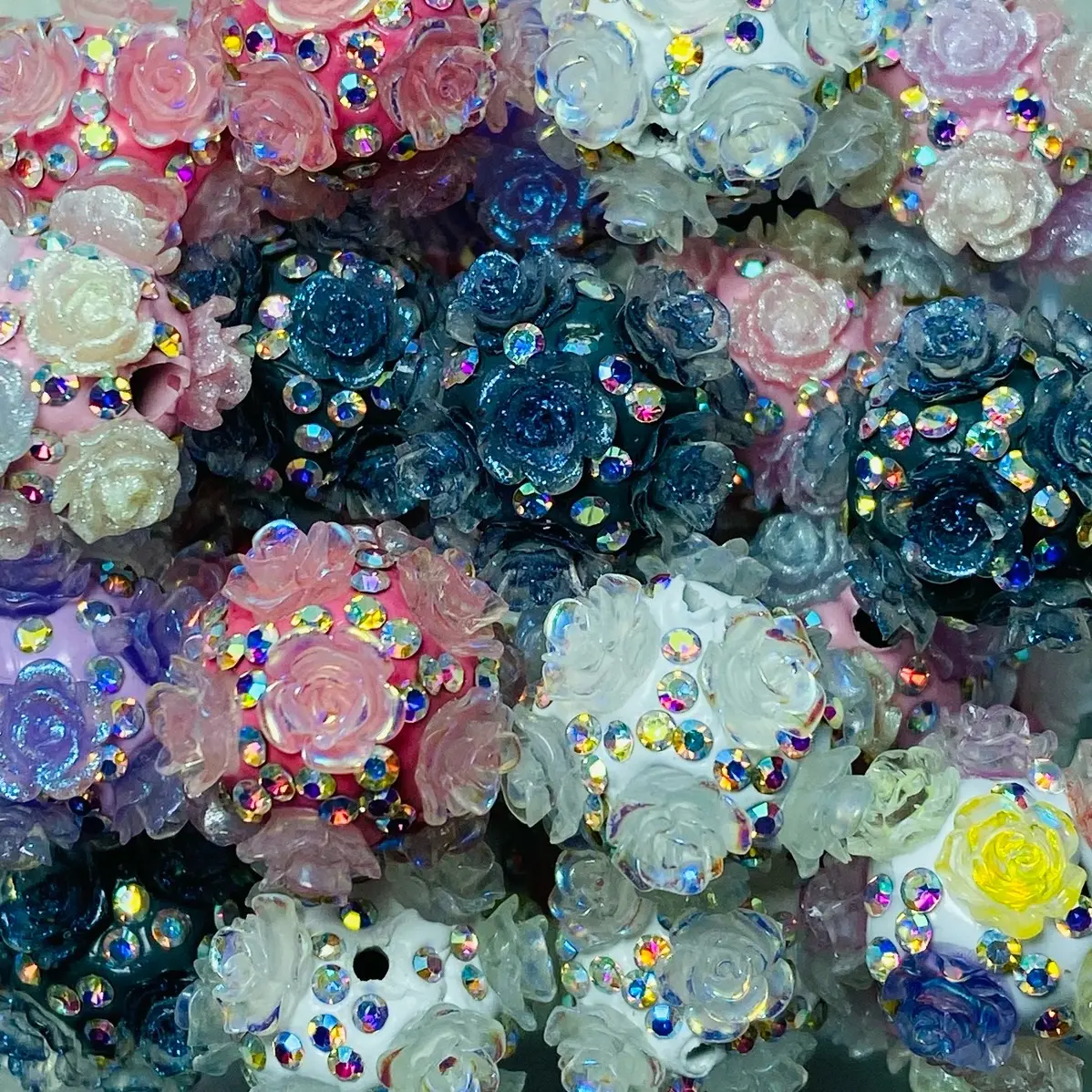 Flower rhinestone bead 3D , mix 3 pcs (flower) Flower rhinestone bead 3D , mix 3 pcs (flower)
