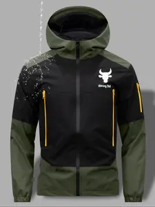 Men's Storm Point Hooded Jacket, Waterproof Breathable Outdoor Jacket, Ideal for Hiking and Camping Adventures, Sport Jacket