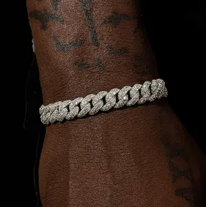 FRGD Iced Out Cuban Bracelet Iced Out Hip Hop Fashion - Elegant Design with Unique Cuban Influencer