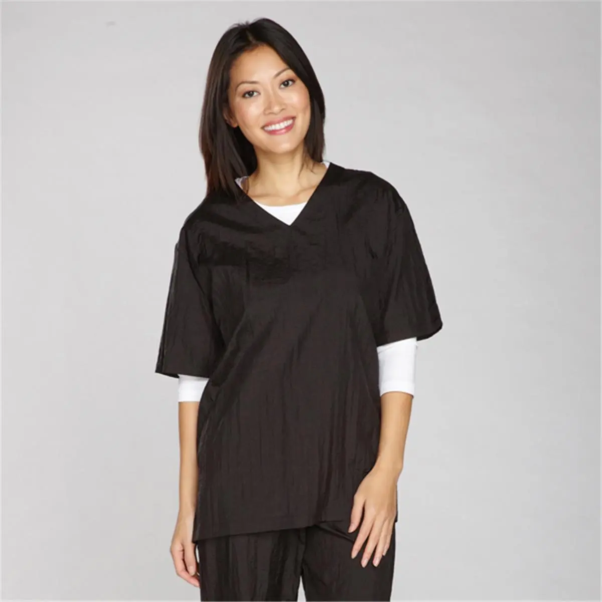 212 MAIN TP397 Top Woven Women's V-Neck Crinkle Nylon Grooming Smock Pullover - Comfortable Short-Sleeve Workwear Uniform, Large Plum, Coordinate-Compatible with Short Pants (Women's Clothes), Lady