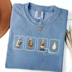 Reading Silly Goose Graphic T-Shirt, Book Lover Teacher Librarian Shirt, Funny Bookish Tee, Vintage Aesthetic Reading Shirt, Unisex Gift (100% Cotton)