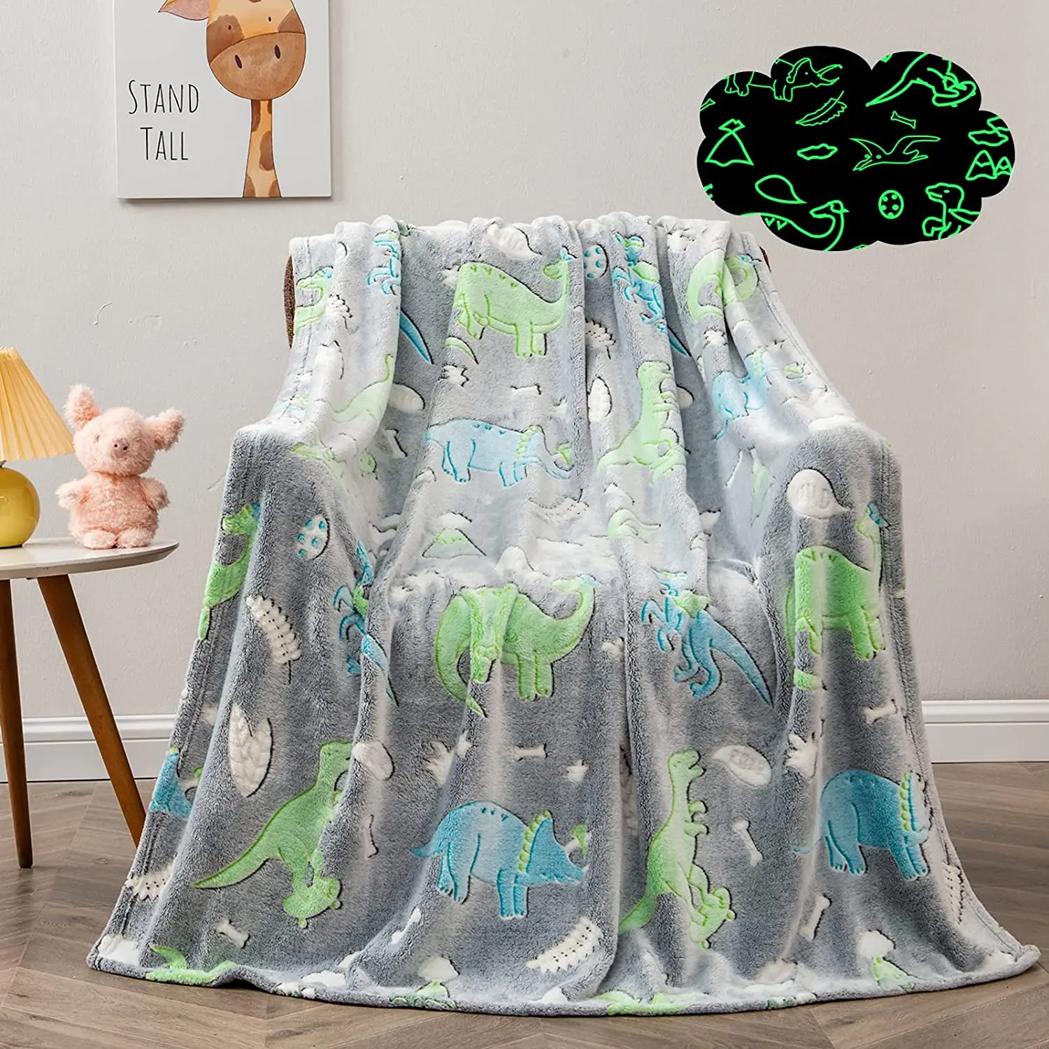 Dinosaur Print Flannel Blanket, 1 Count Soft Comfortable Bed Blanket, Glow-in-the-dark Warm Throw for Home Office Travel, All Season Blanket, Breathab