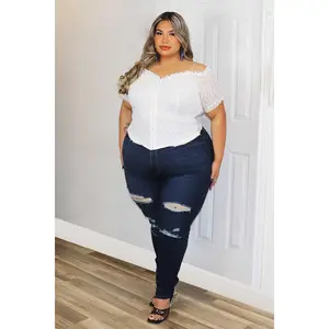 Avania Lace Top Divas Plus Botique