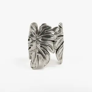 Monstera Bandana Ring